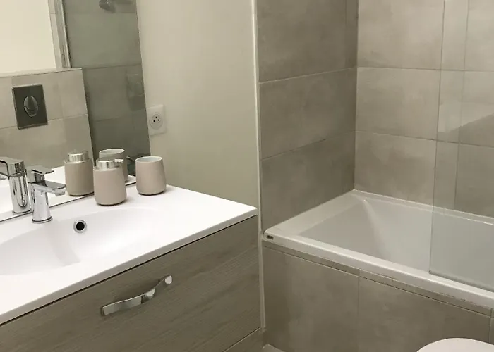 Le Lion Dor 2- Appartement- 4pers - Centre Statio